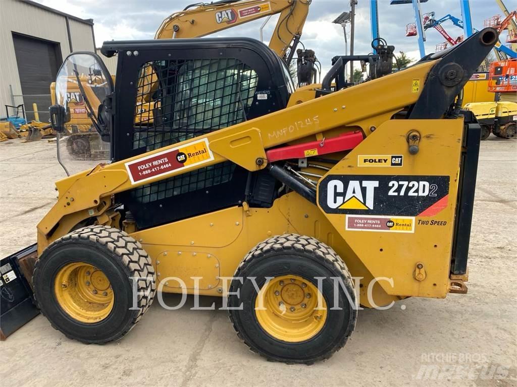 CAT 272D2 Мини-погрузчики