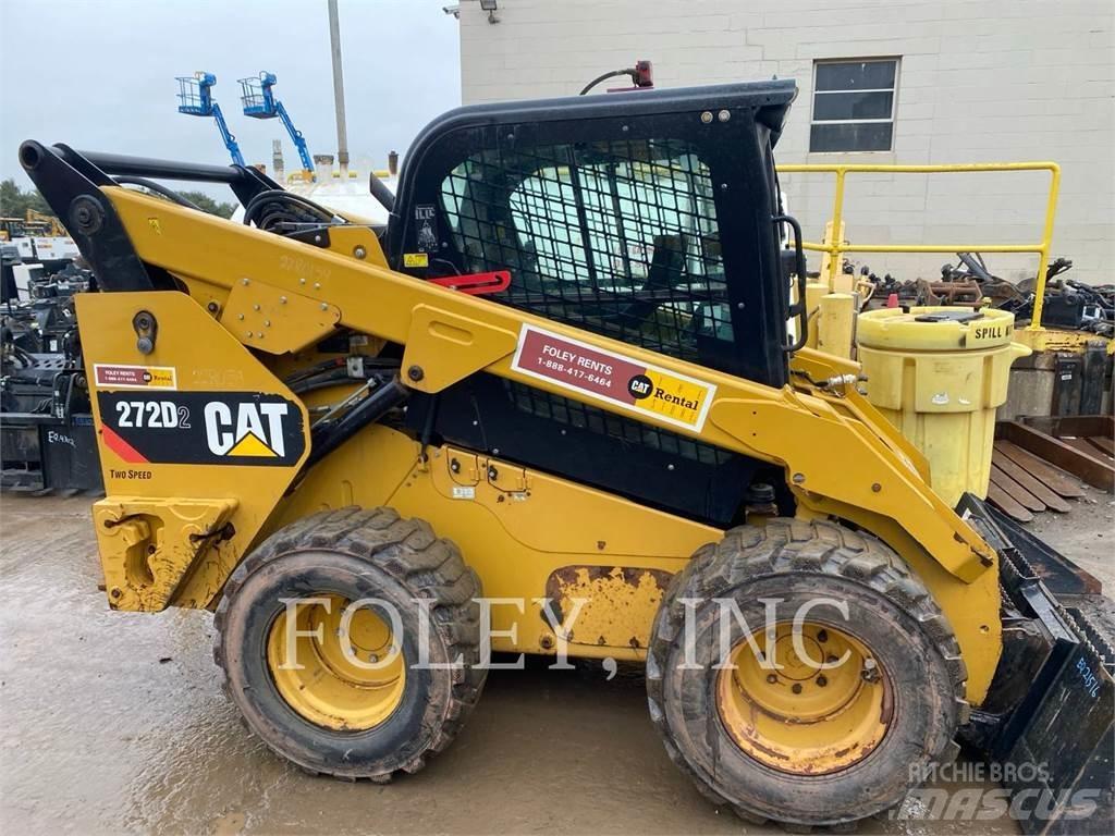 CAT 272D2 Мини-погрузчики