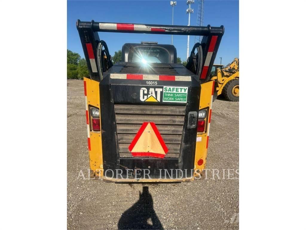 CAT 272D2 Мини-погрузчики