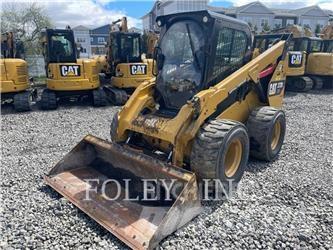 CAT 272D2XHP Мини-погрузчики