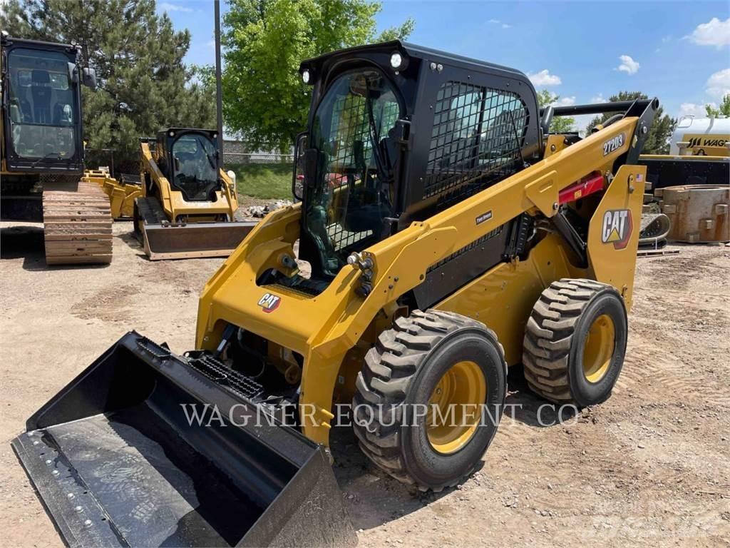 CAT 272D3 Мини-погрузчики