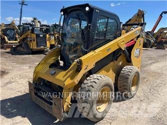 CAT 272D3 Мини-погрузчики