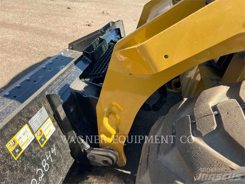 CAT 272D3 Мини-погрузчики