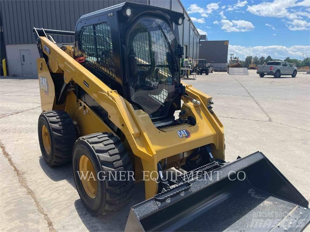 CAT 272D3 Мини-погрузчики