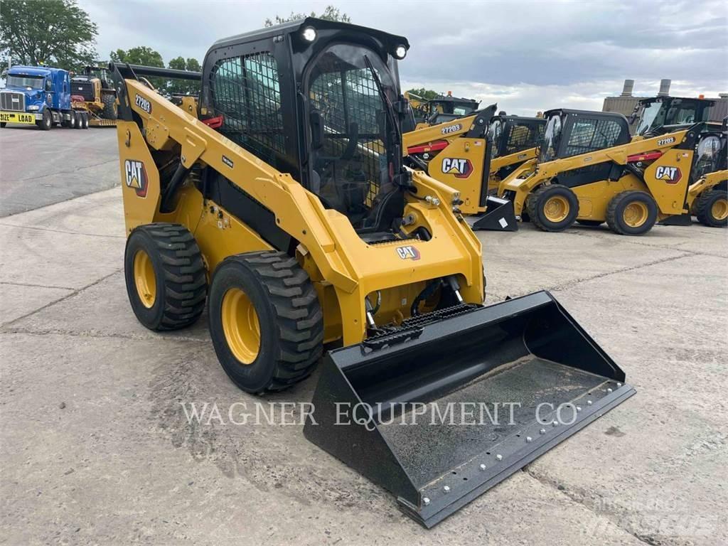 CAT 272D3 Мини-погрузчики