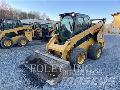 CAT 272D3 Мини-погрузчики
