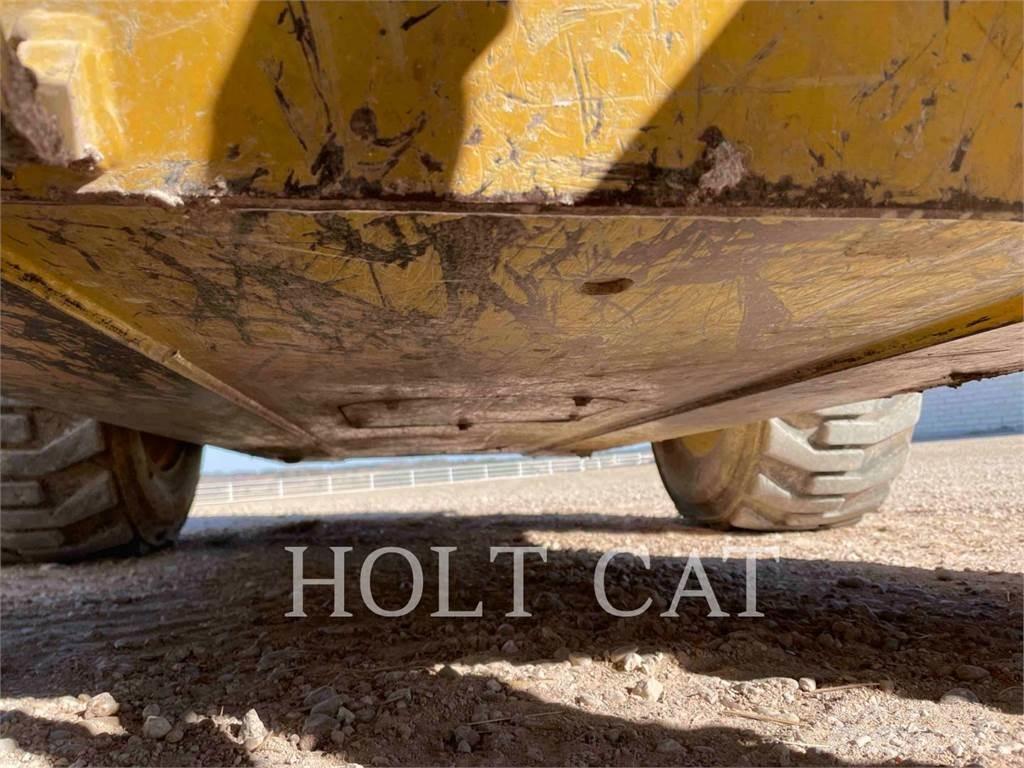 CAT 272D3 Мини-погрузчики