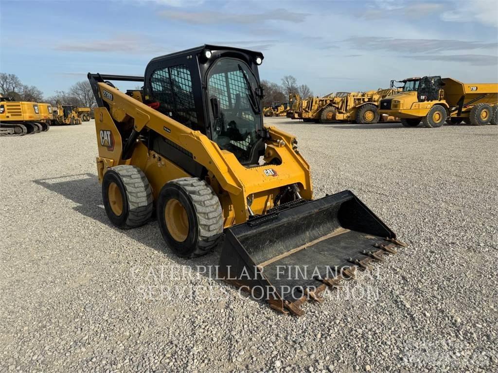 CAT 272D3 Мини-погрузчики