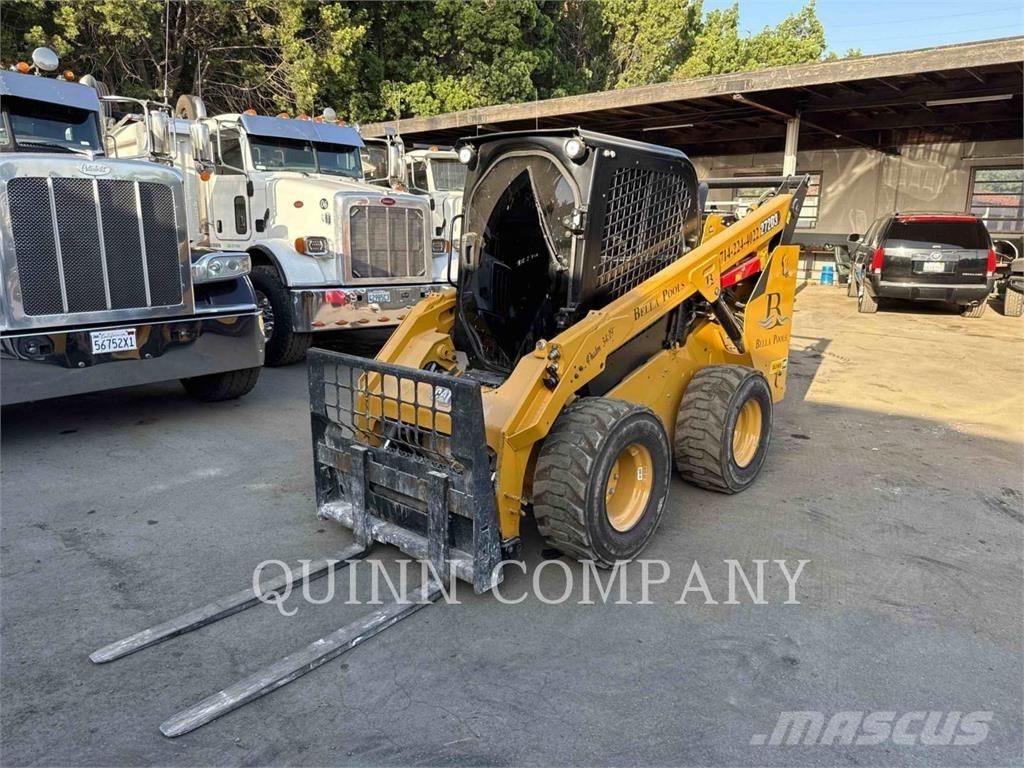 CAT 272D3 Мини-погрузчики