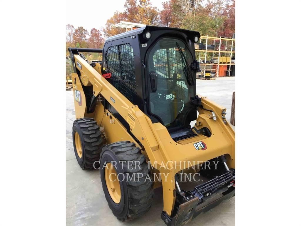 CAT 272D3 AC Мини-погрузчики