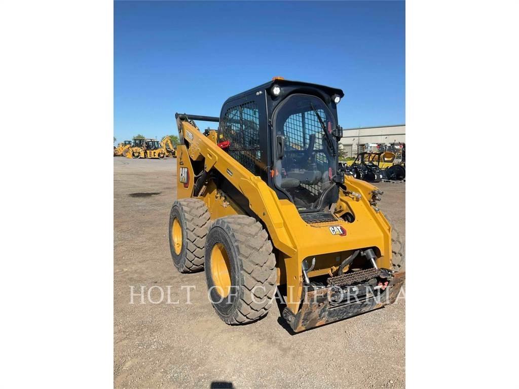 CAT 272D3XE Мини-погрузчики