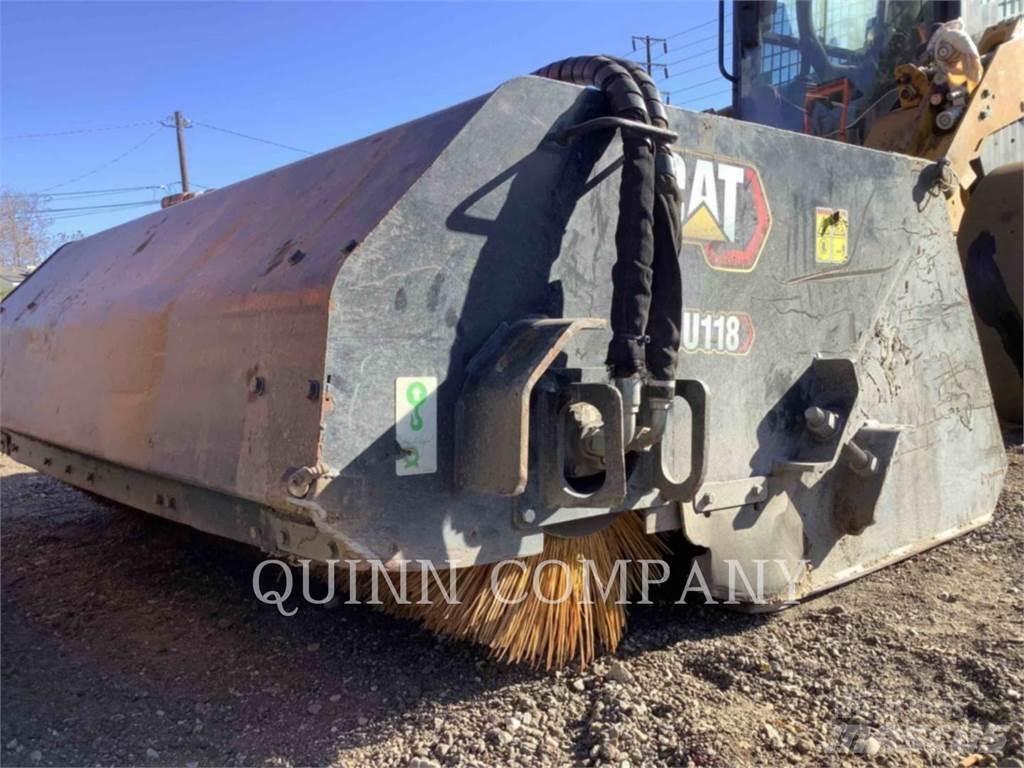 CAT 272D3XE Мини-погрузчики