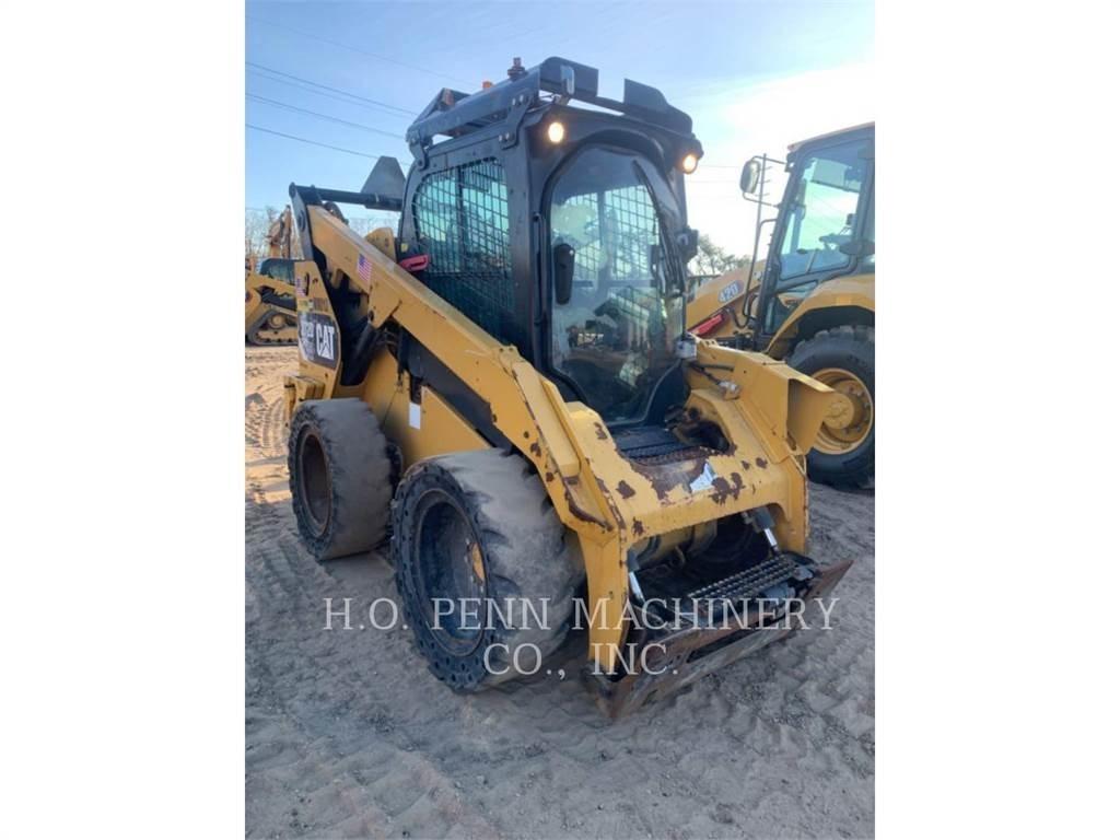 CAT 272DXHP Мини-погрузчики