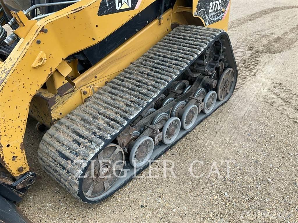 CAT 277C2 Гусеничные фронтальные погрузчики