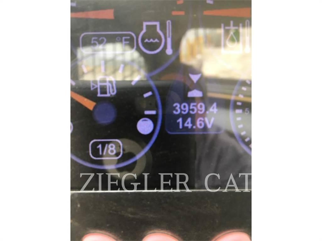 CAT 279D Гусеничные фронтальные погрузчики