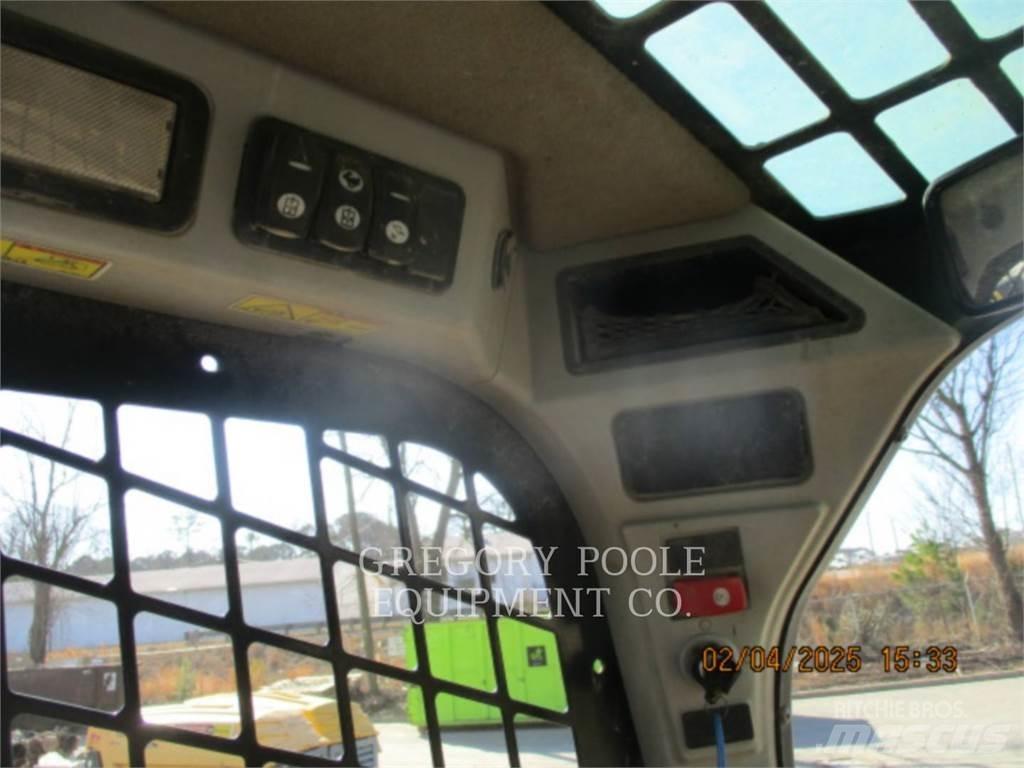 CAT 279D Гусеничные фронтальные погрузчики