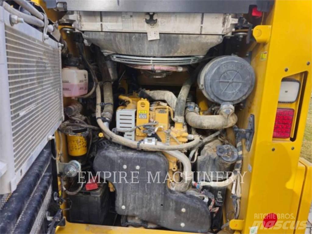 CAT 279D3 Мини-погрузчики