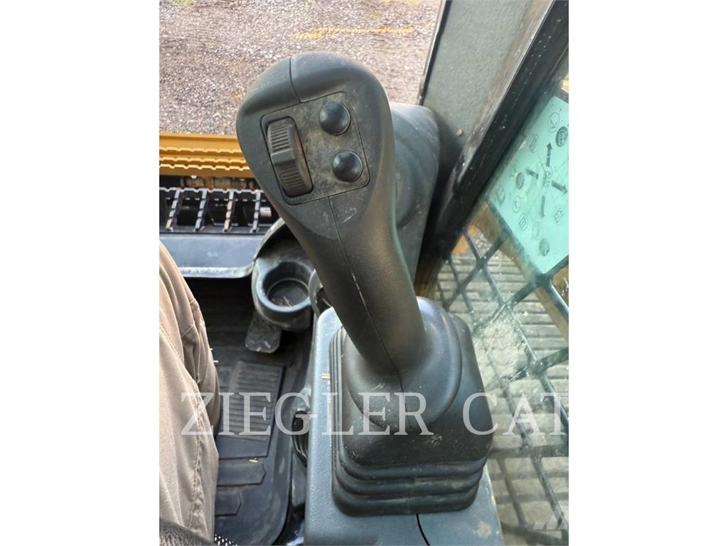 CAT 279D3 Гусеничные фронтальные погрузчики