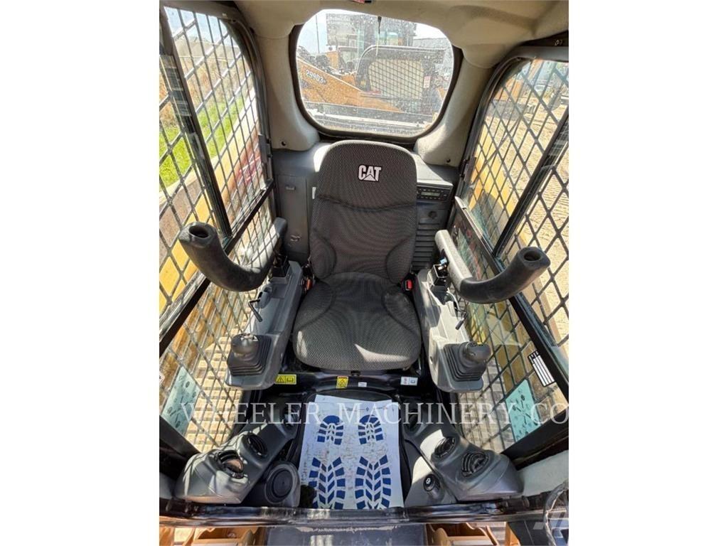 CAT 279D3 C3HF Гусеничные фронтальные погрузчики