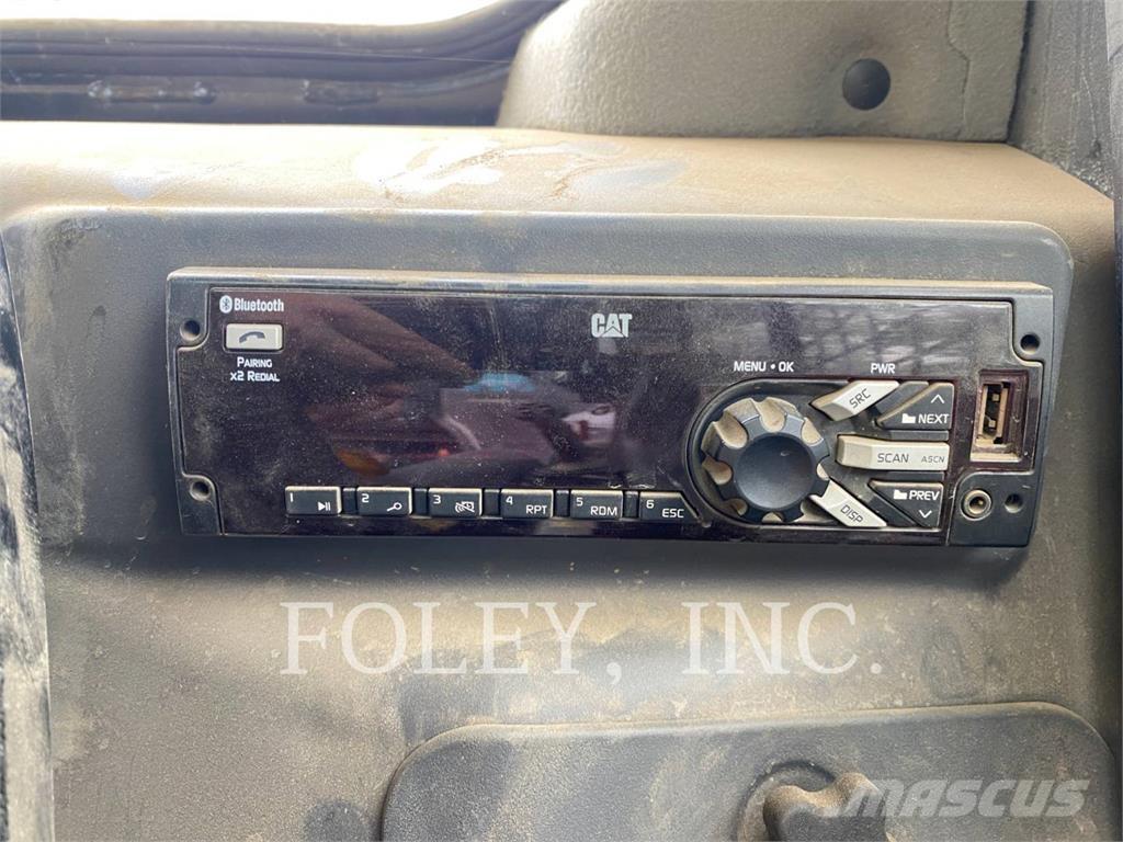 CAT 289D Гусеничные фронтальные погрузчики