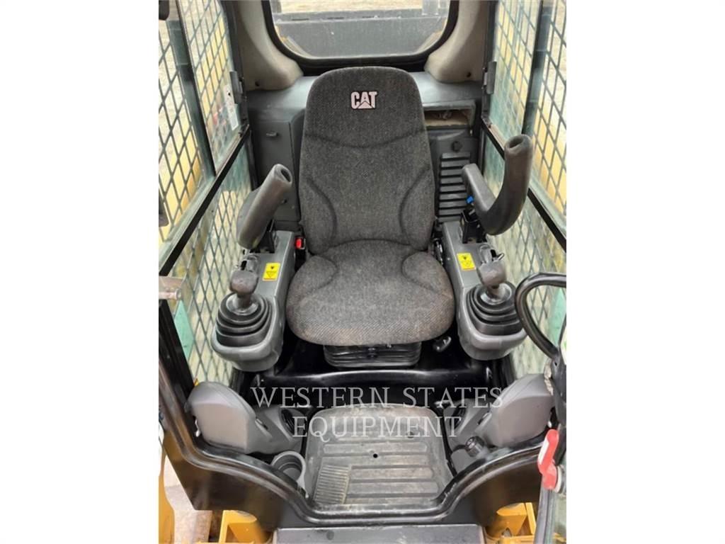 CAT 299D2 Мини-погрузчики