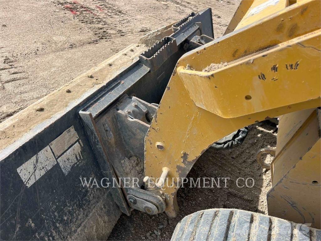 CAT 299D2 Гусеничные фронтальные погрузчики