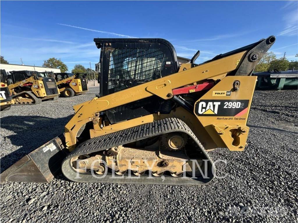CAT 299D2 Гусеничные фронтальные погрузчики
