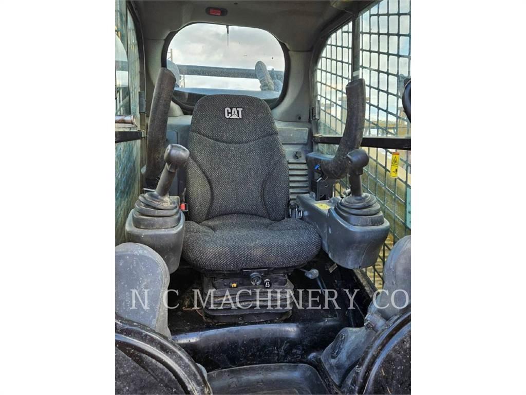 CAT 299D2 XHP Мини-погрузчики