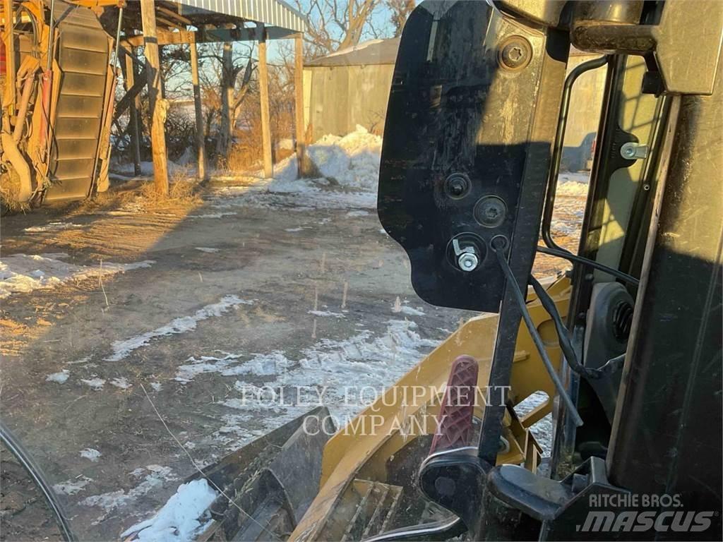 CAT 299D3 Гусеничные фронтальные погрузчики