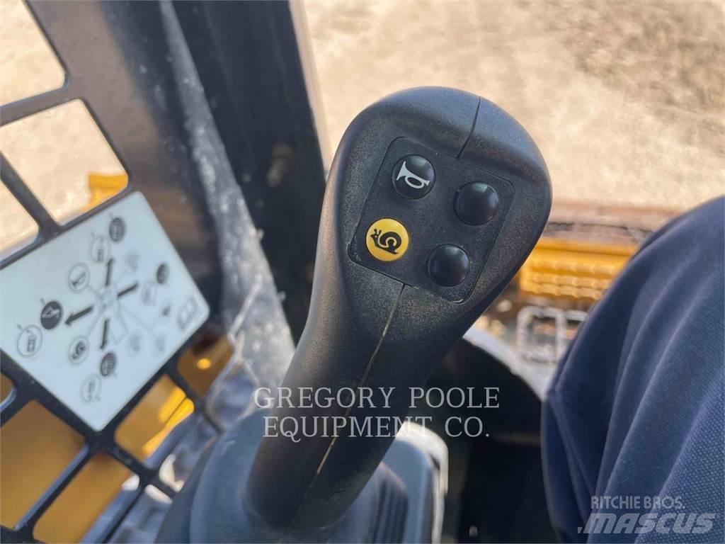 CAT 299D3 Гусеничные фронтальные погрузчики