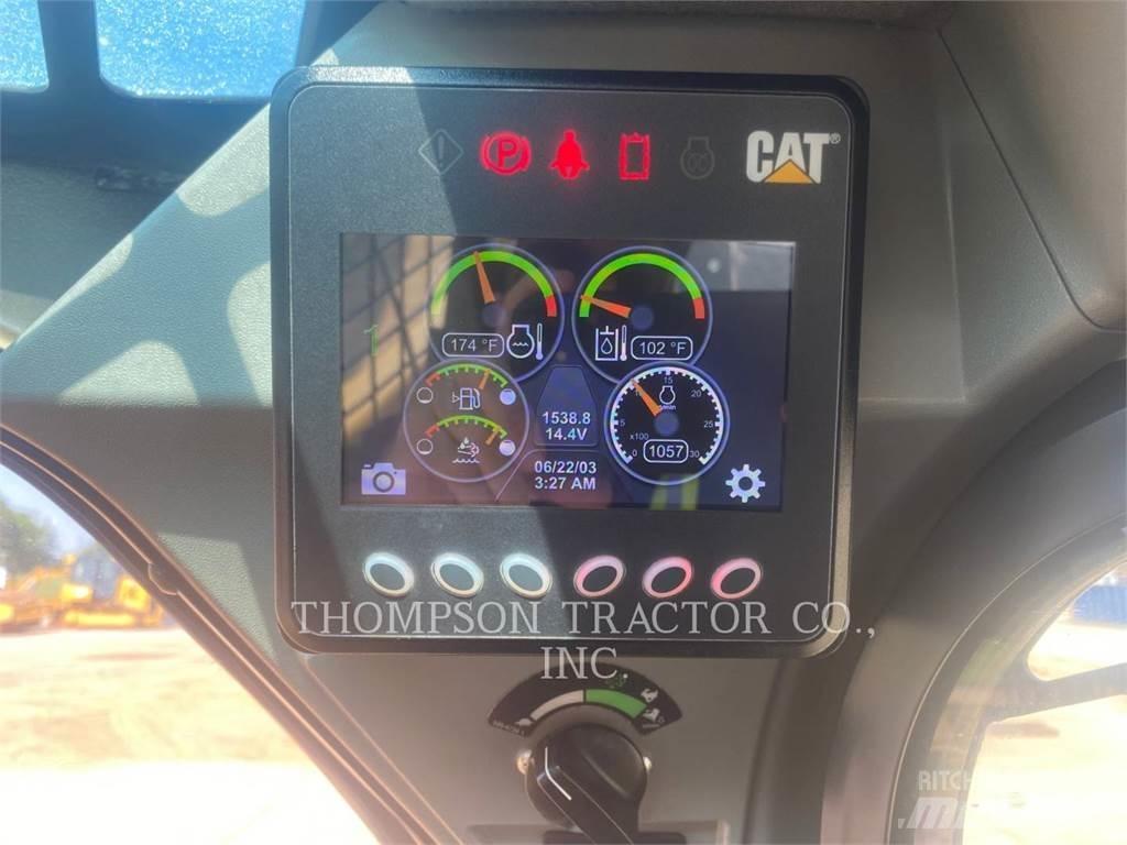 CAT 299D3 Гусеничные фронтальные погрузчики