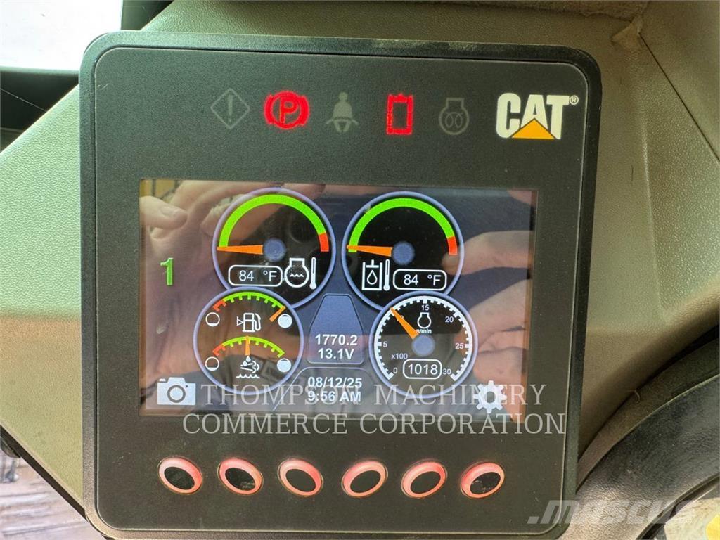 CAT 299D3 Гусеничные фронтальные погрузчики