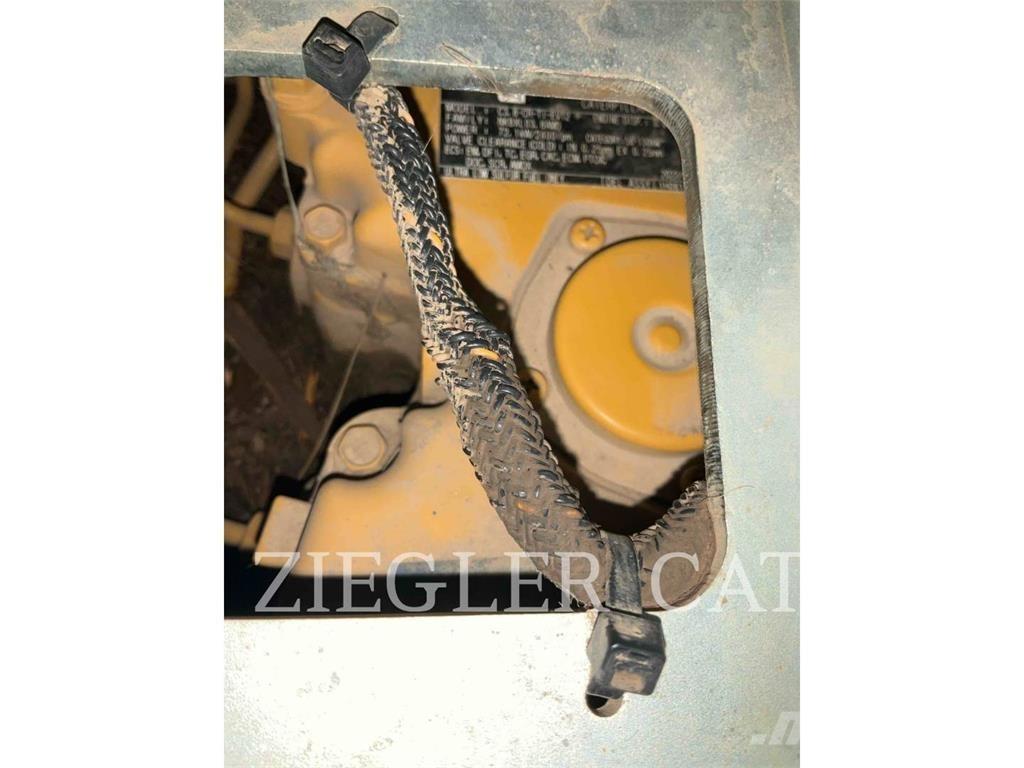 CAT 299D3 Гусеничные фронтальные погрузчики