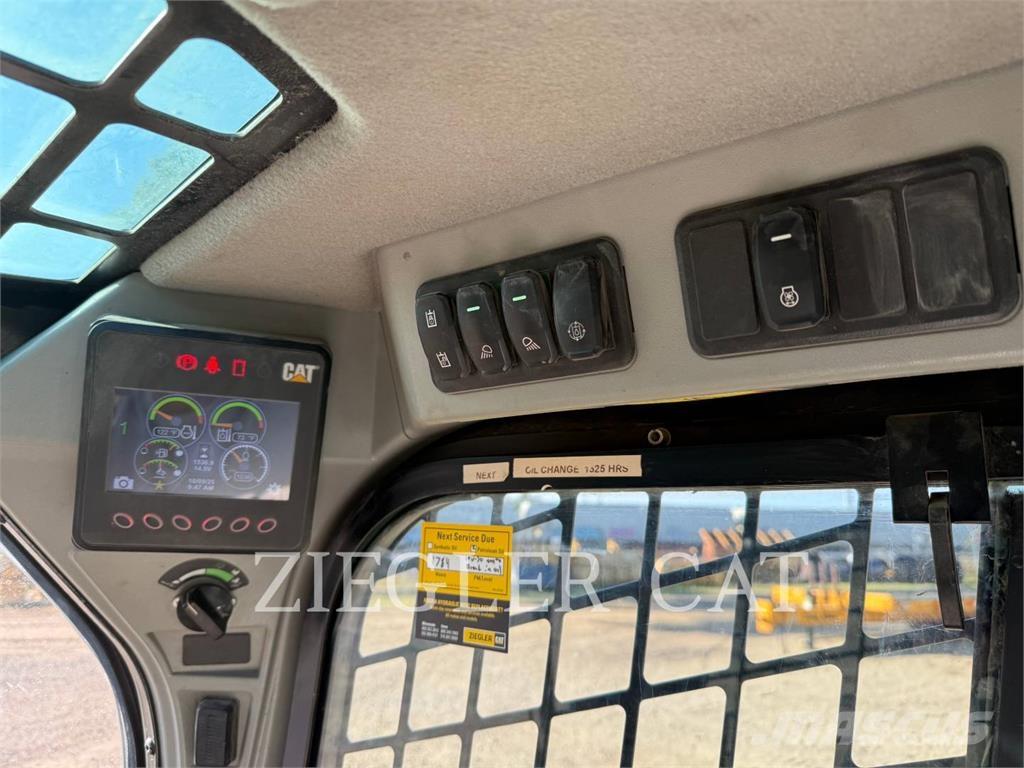 CAT 299D3 Гусеничные фронтальные погрузчики