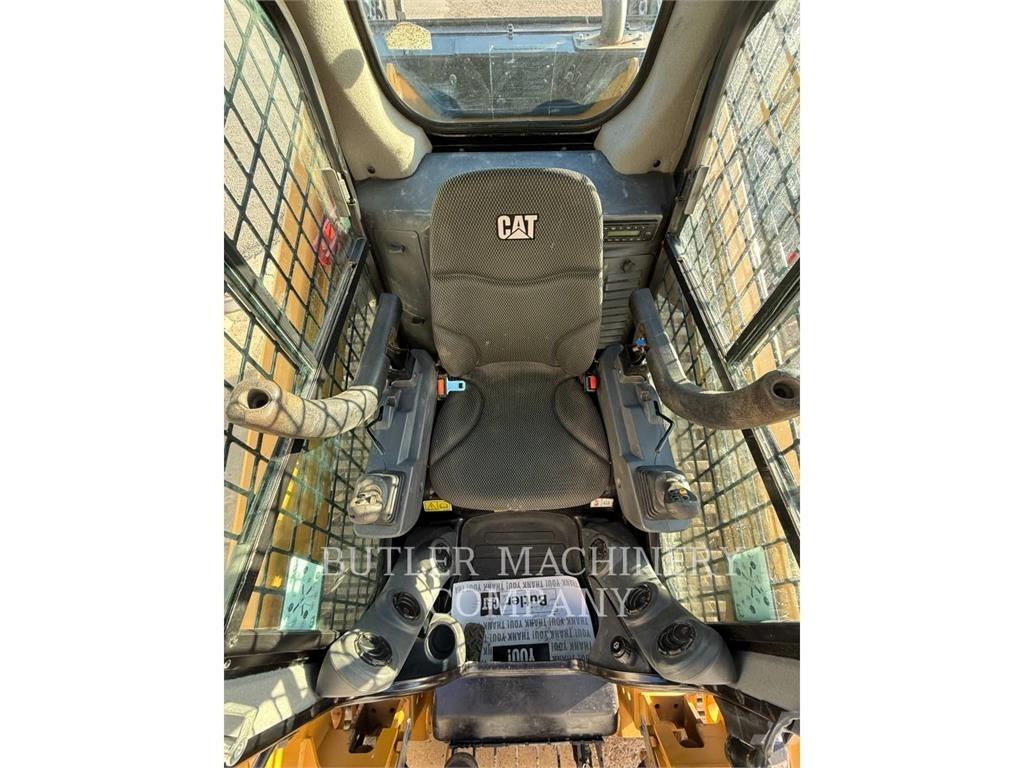 CAT 299D3 Гусеничные фронтальные погрузчики