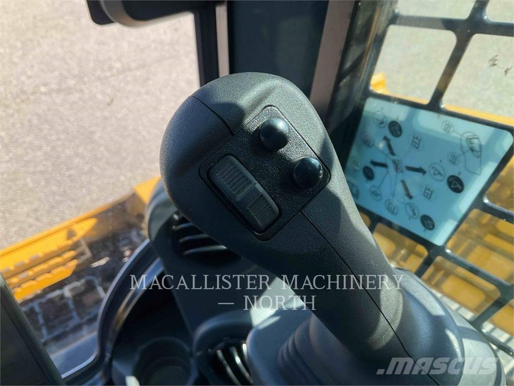 CAT 299D3 Гусеничные фронтальные погрузчики