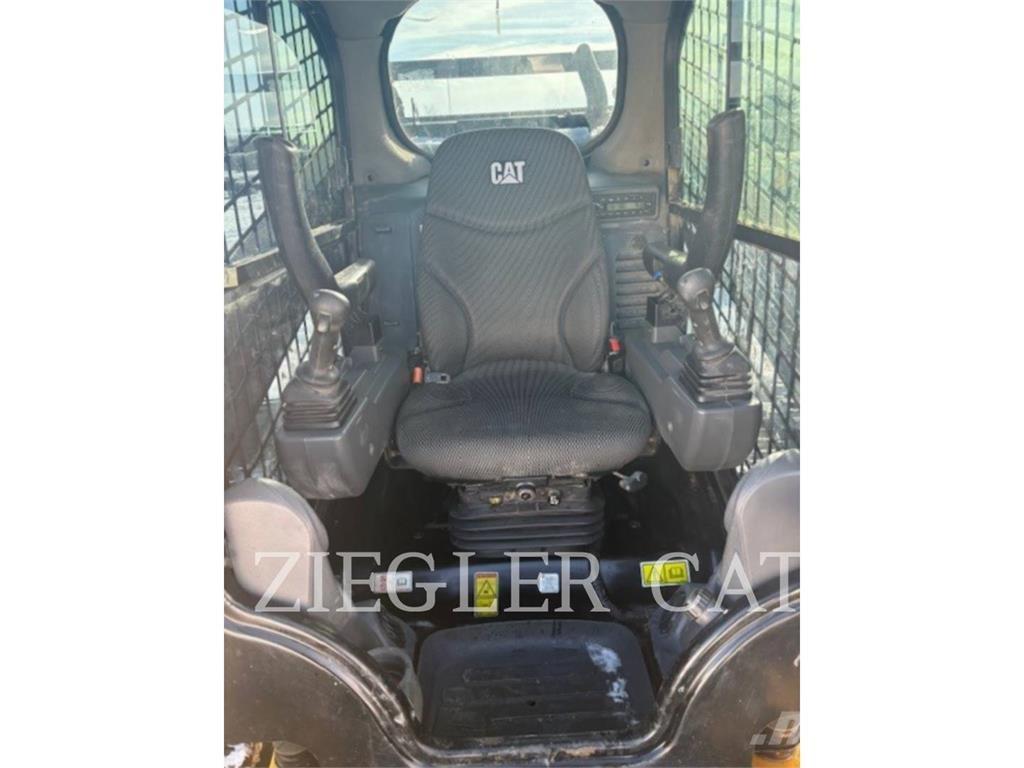 CAT 299D3 Гусеничные фронтальные погрузчики