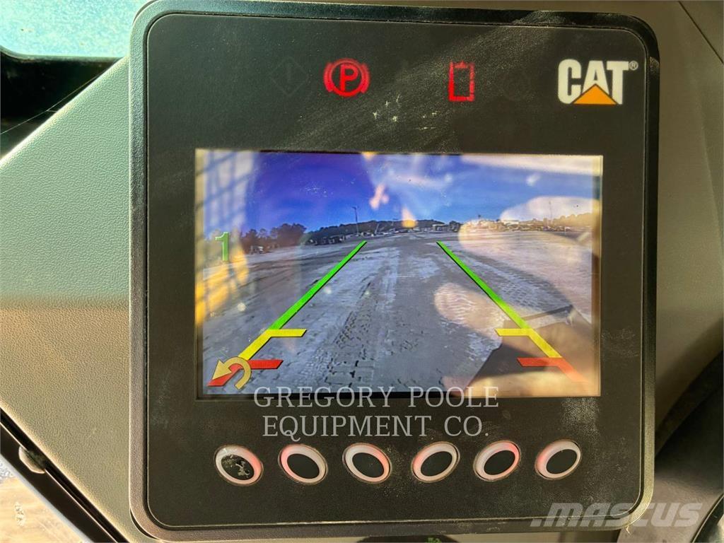 CAT 299D3 Гусеничные фронтальные погрузчики