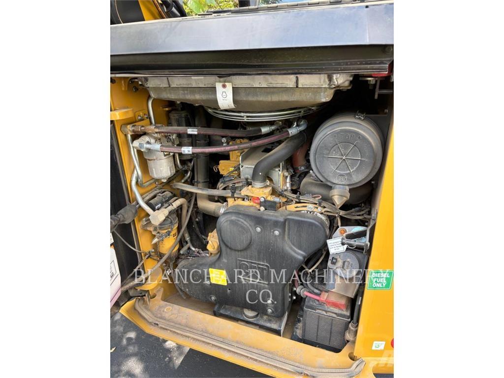 CAT 299D3 Гусеничные фронтальные погрузчики