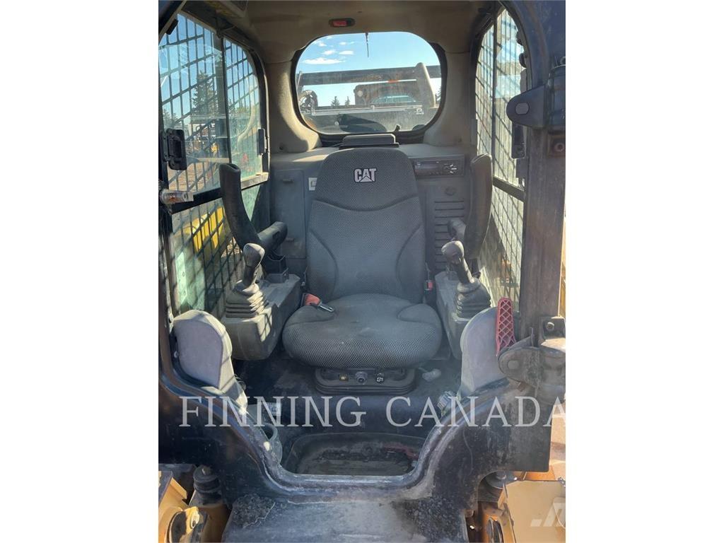 CAT 299D3 Гусеничные фронтальные погрузчики