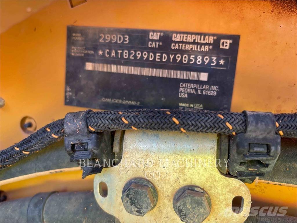 CAT 299D3 Гусеничные фронтальные погрузчики