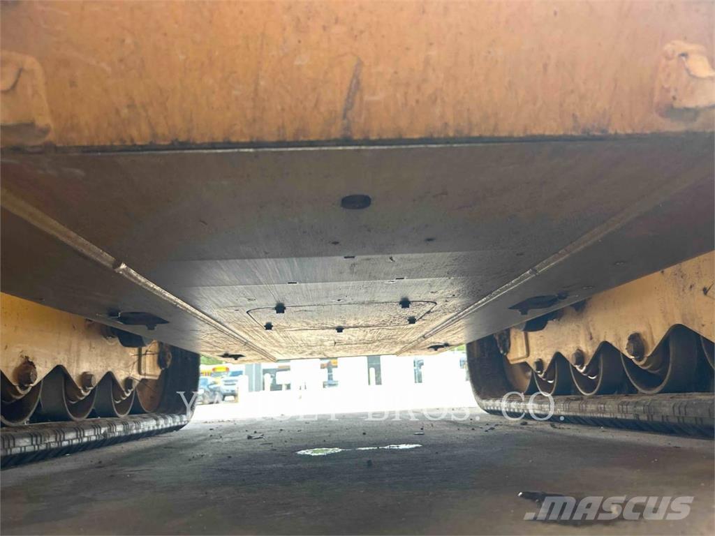 CAT 299D3 Гусеничные фронтальные погрузчики