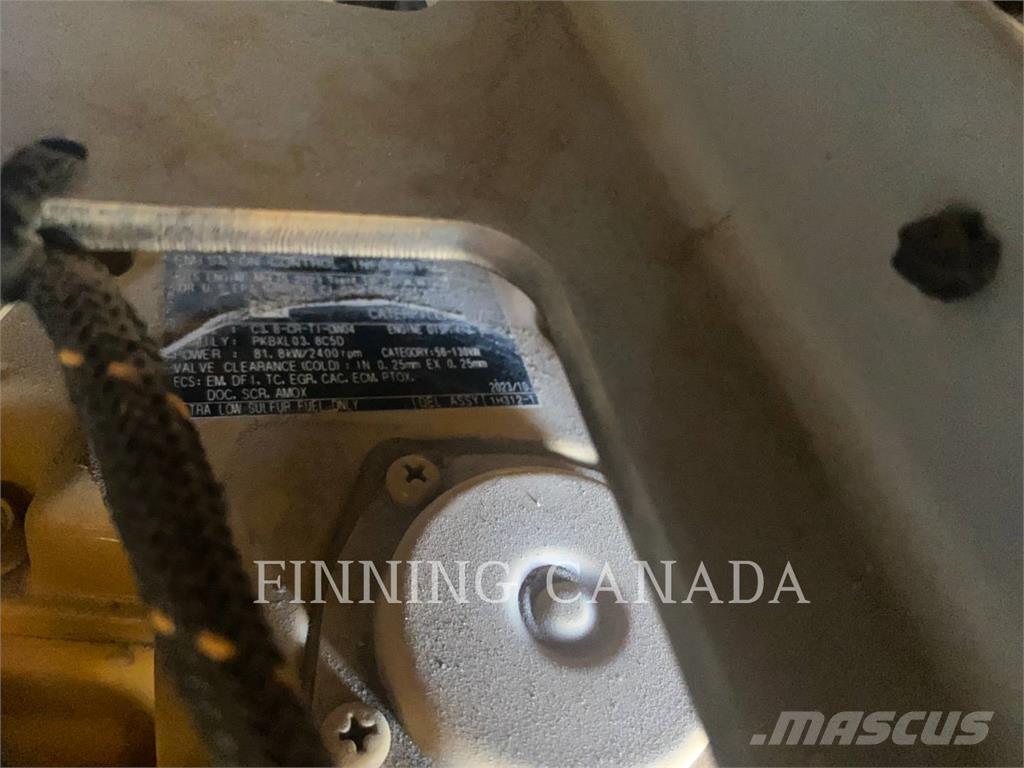 CAT 299D3 XE Гусеничные фронтальные погрузчики