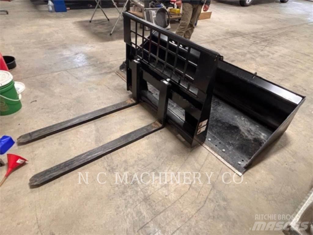 CAT 299D3 XED1 Мини-погрузчики