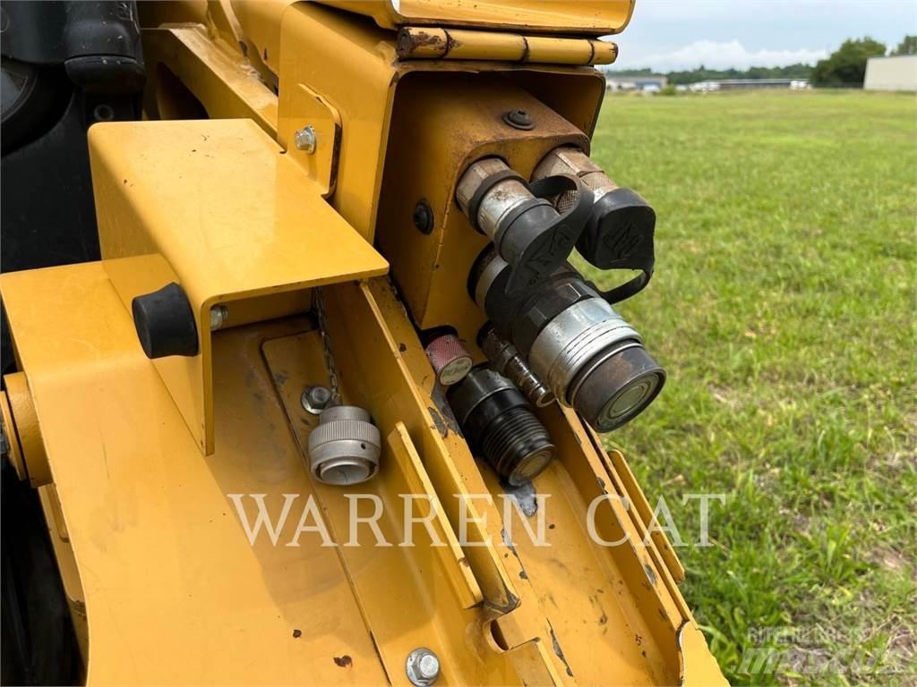 CAT 299D3 XEL2 Гусеничные фронтальные погрузчики