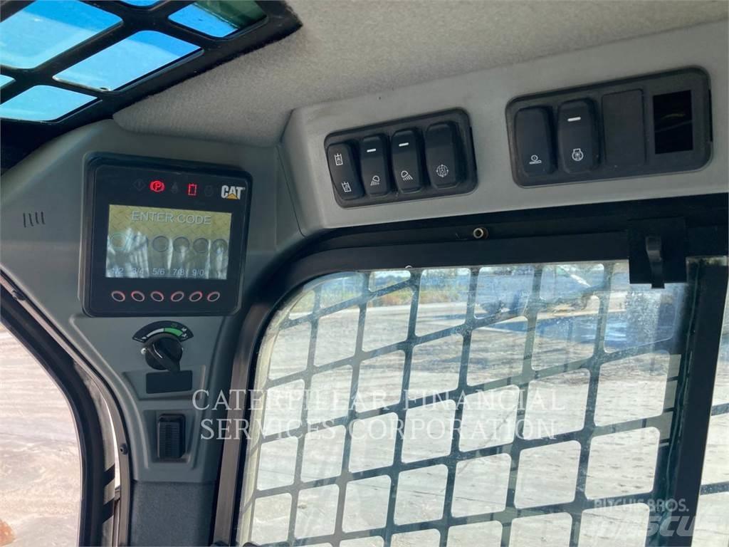 CAT 299D3XE Гусеничные фронтальные погрузчики