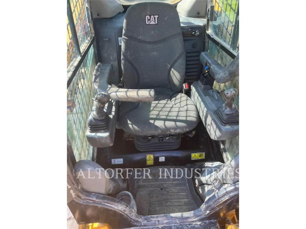 CAT 299D3XE Гусеничные фронтальные погрузчики
