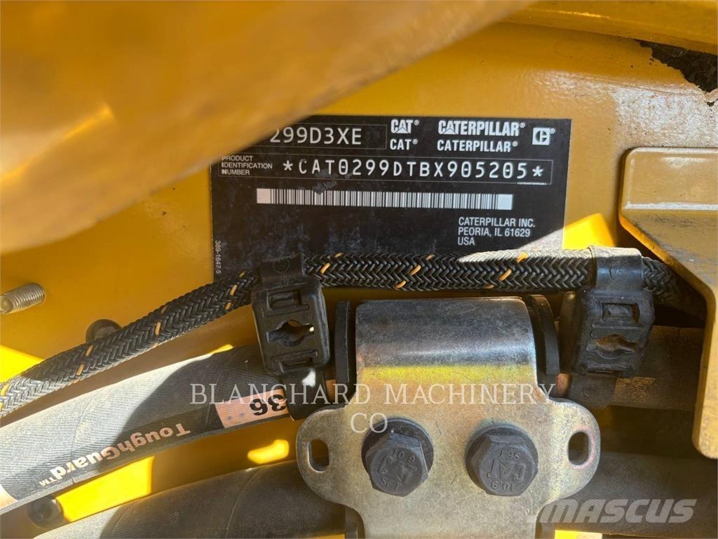 CAT 299D3XE Гусеничные фронтальные погрузчики