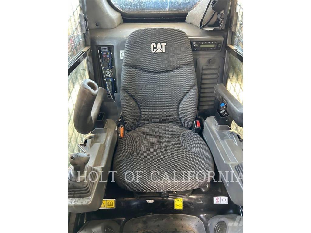 CAT 299D3XE Гусеничные фронтальные погрузчики