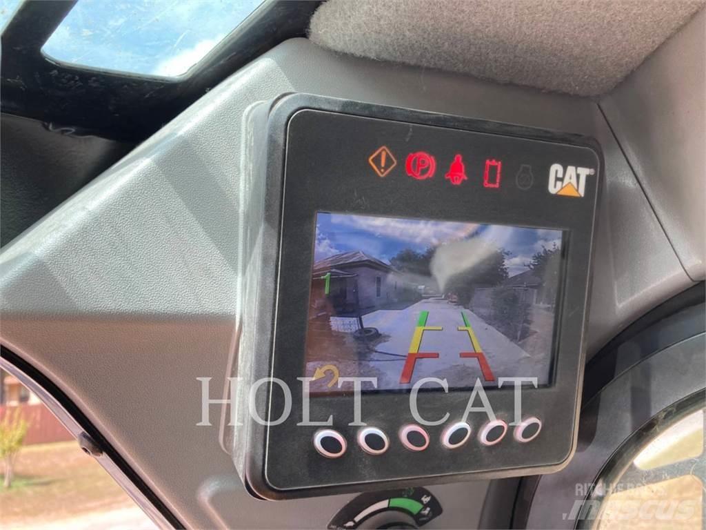 CAT 299D3XE Гусеничные фронтальные погрузчики